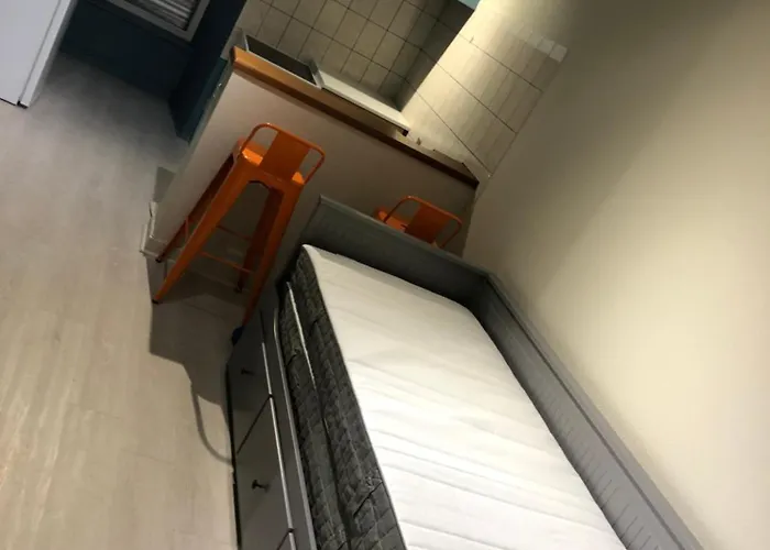 Portes Du Cantal 2 아파트